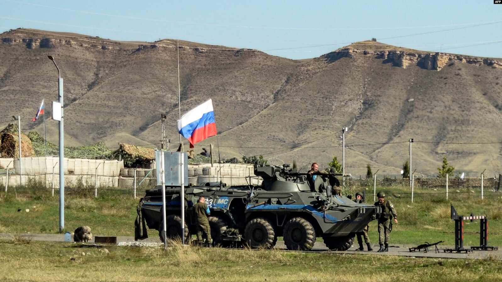 5f33744a-688b-44a6-8621-be23fe745542_cx0_cy10_cw0_w1597_n_r1_st_s